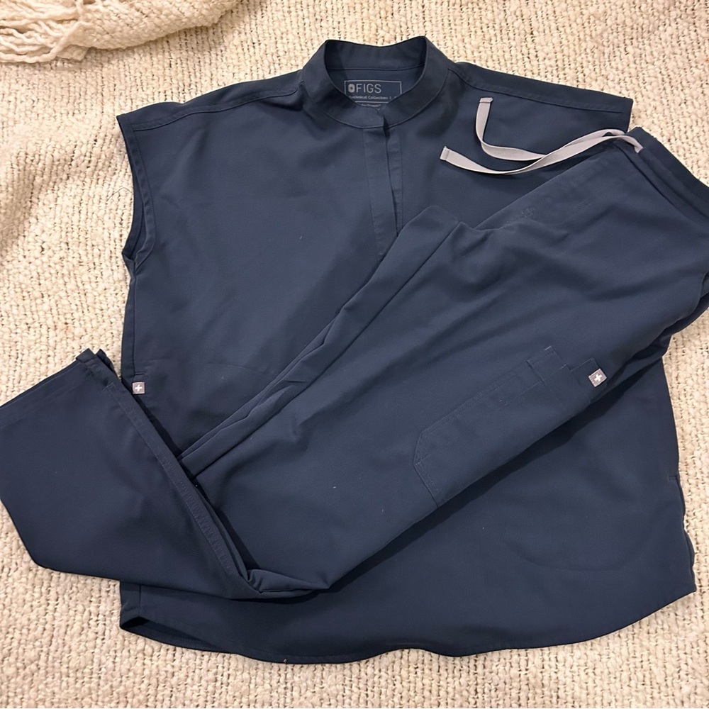 Figs Technical collection Navy Blue Scrub Set size Small